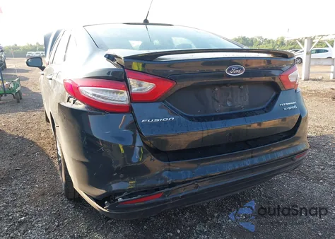 2014 Ford Fusion Hybrid Titanium из США, поврежденный, VIN 3FA6P0RU2ER313639